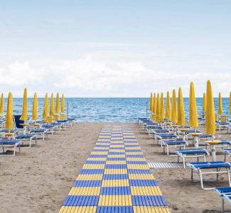 Foto Rapporto Legambiente, in 20 anni persi 5 km all’anno di costa naturale