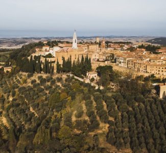 Foto Dal turismo di conquista a quello di scoperta